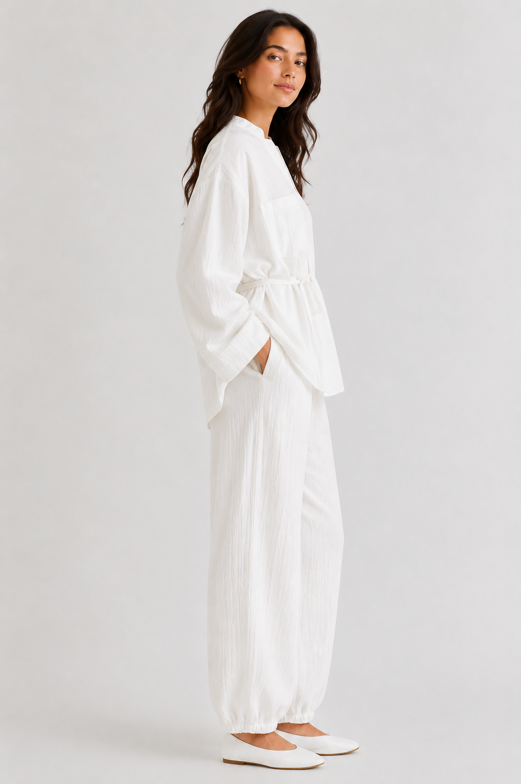 White crinkled coord set